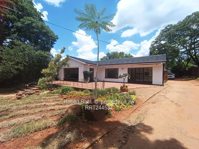 Shared individual office space in Rolf Valley