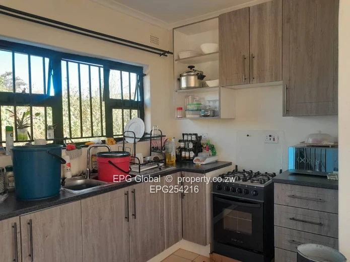 Solid compact clean cottage  available for letting  