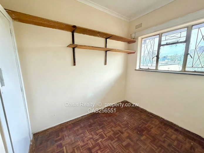 Conveniently Located Braeside House For Rent 