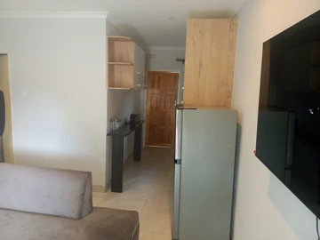 2 Bedroom Garden Flat