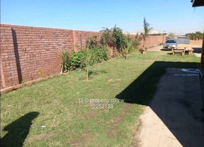 Neatly built Norton, Mwashuma  Park House 