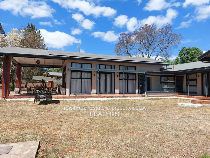 Helensvale 4 Bedroom Home in a Secure Gated Community