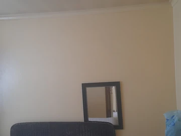 2 Bedroom Flat & Apartment