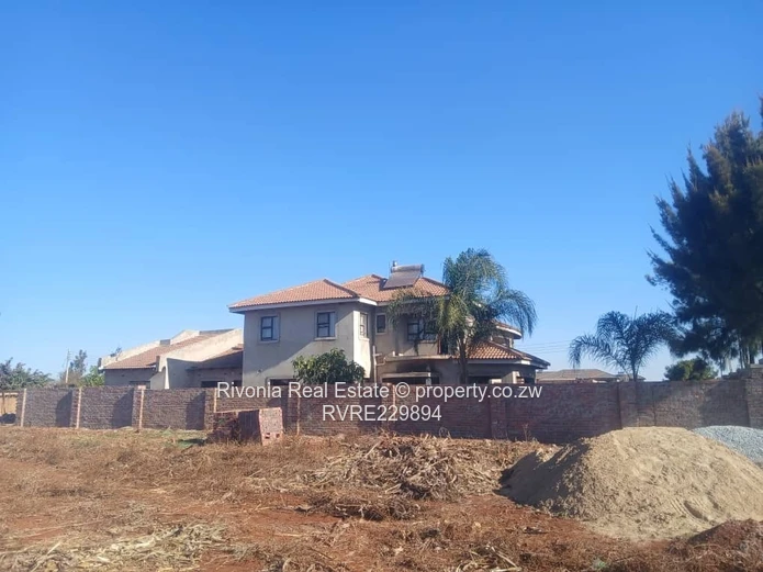 **Spacious 2000 m² Residential Land for Sale in Mount Pleasant Heights**