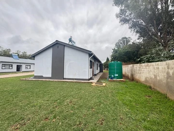 3 Bedroom Flat & Apartment