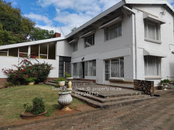  Burnside – Spacious Family Home on 1 Acre 