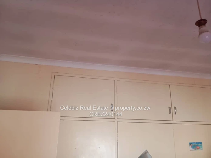 Chadcombe garden flat for sale