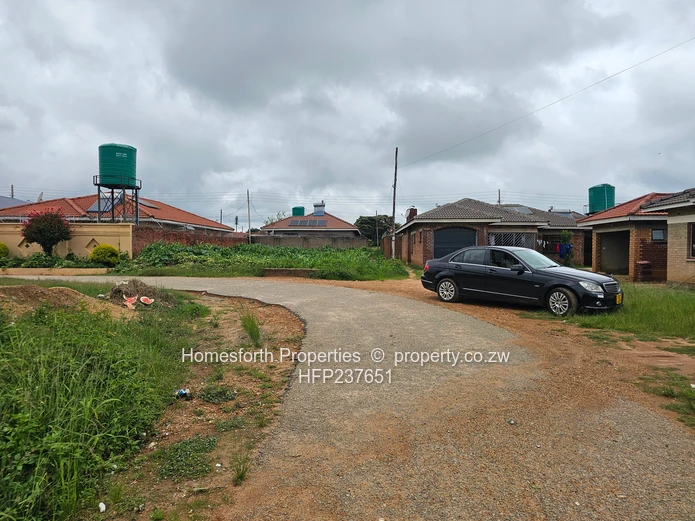 Springvale ruwa stand for sale: title deeds available (Sole Mandate)