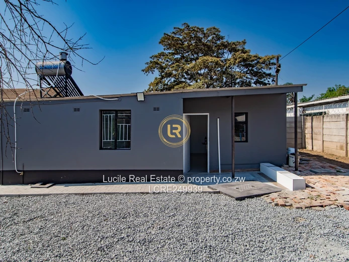 Charming Braeside Cottage