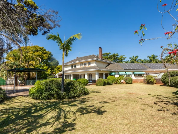 Grand Double Storey House For Sale In Borrowdale