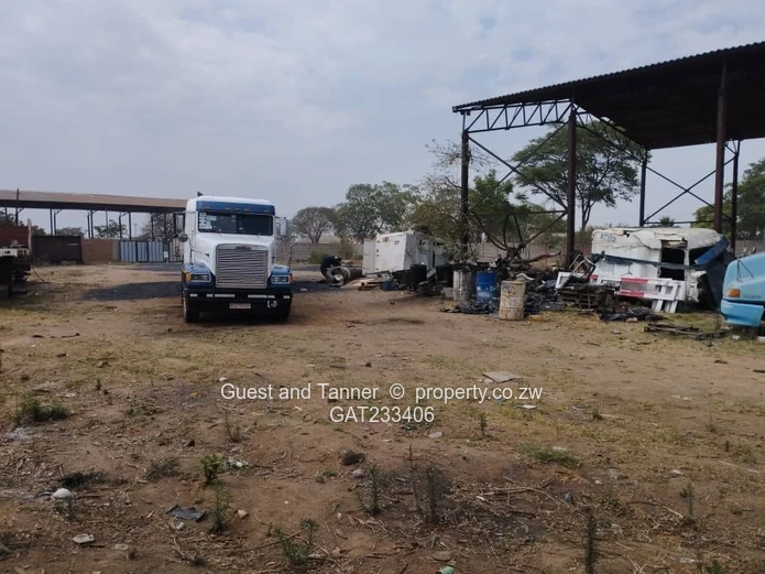 6827sqm Industrial Stand with Workshop for Sale in Tilcor Chitungwiza – Walled & Ready to Develop