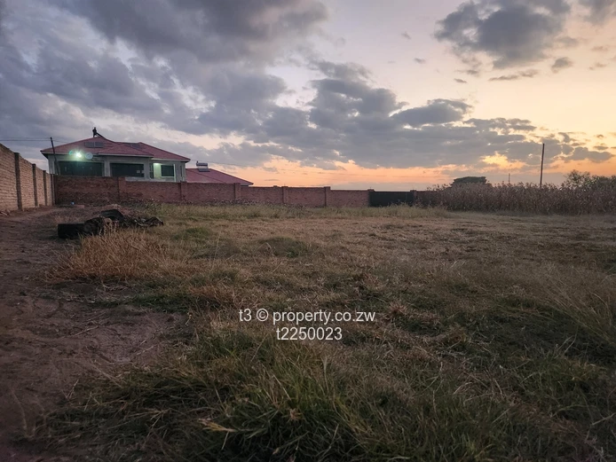 Residential Stand with Cottage for Sale in Sunway City, Harare East
