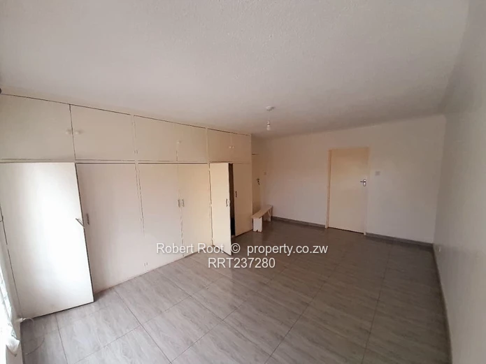  3 bedroom house for rent in Westgate 