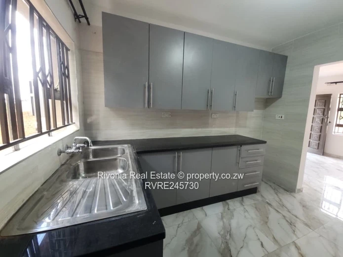 Spacious 3-bedroom cottage available to let