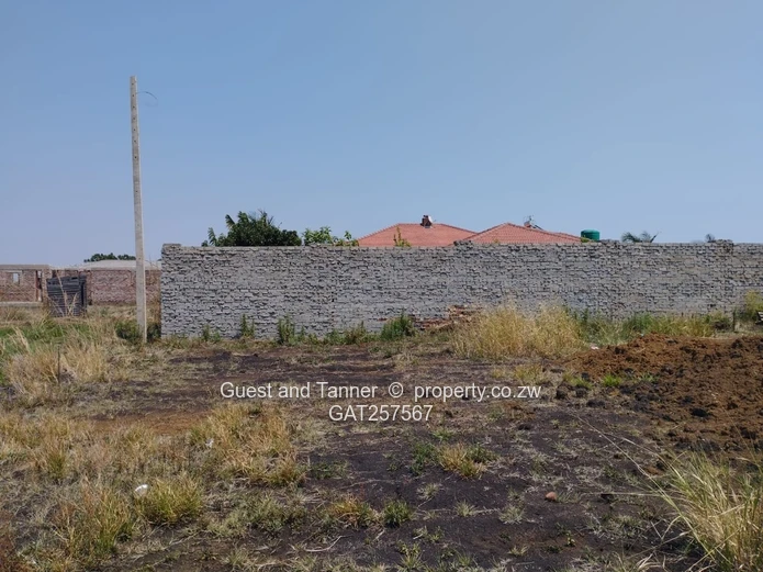 Motivated Seller: 2134sqm Pomona Estate Prime Corner Stand