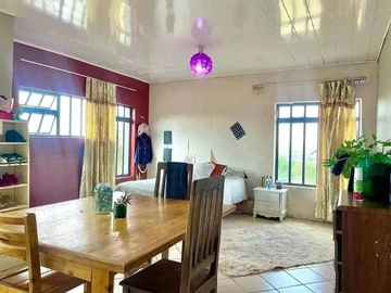 8 Bedroom House