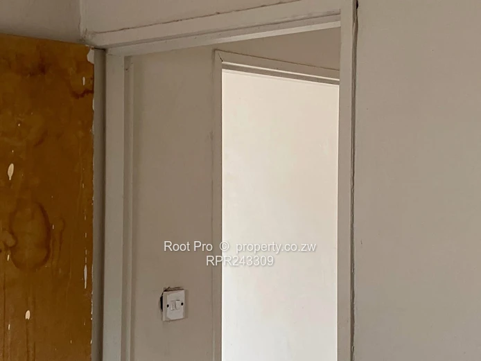 Budiriro Cabs House To Rent  (Sole Mandate)