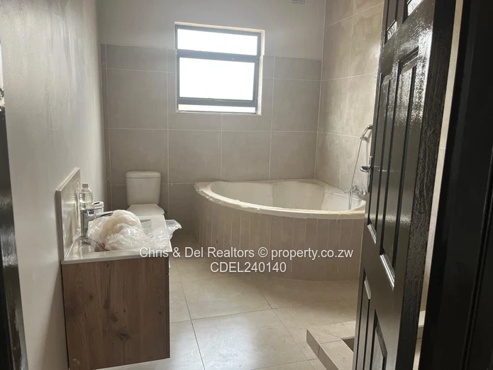 Modern 4 Bedroomed House on Corner Stand