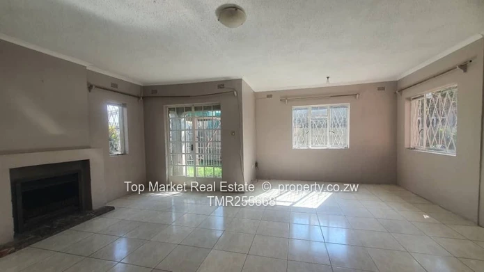 Msasa Park house for rent