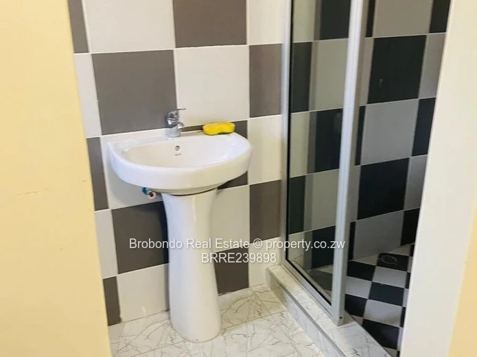 Newly Listed Houghton Park for sale! 