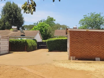 2 Bedroom Garden Flat