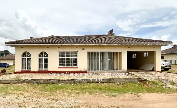  Westgate Cluster Home in a Secure Complex