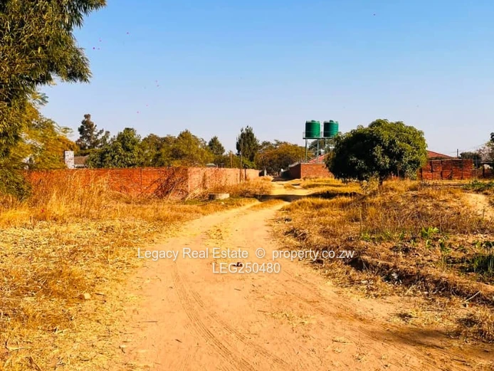 Sunlit 1,923m² Stand in Prospect — Tarred Roads & Municipal Water