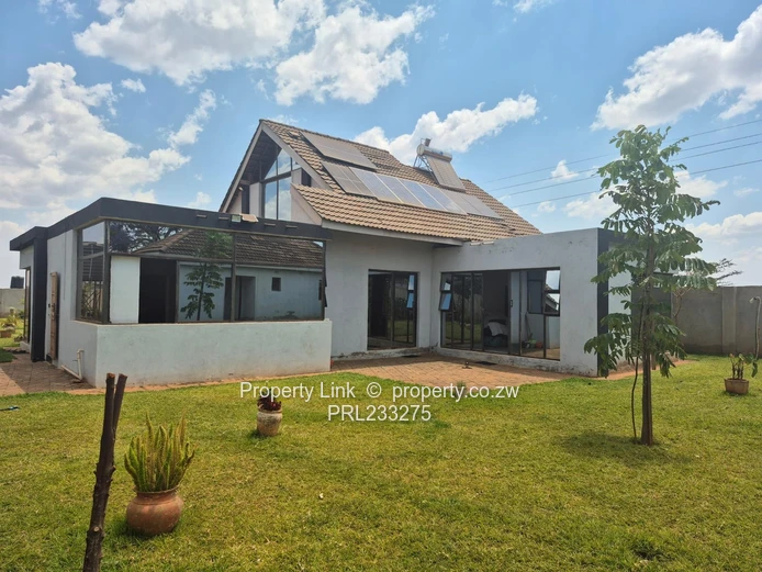 4-Bed 3-Bath Family Home In Mount Pleasant Heights