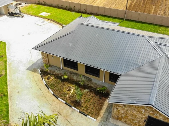 6 Bedroom House