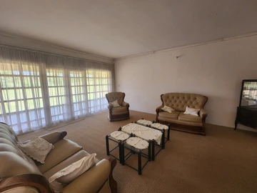 Farm & Agricultural Land