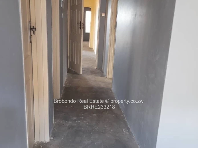 Newly built Mabvuku house for rent