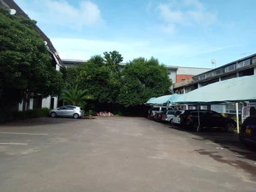 3 Bedroom Flat & Apartment