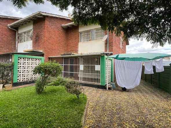 3 Bedroom Flat & Apartment