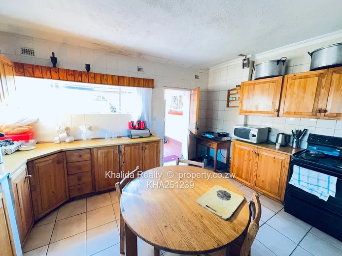 Hatfield Spacious property for sale 