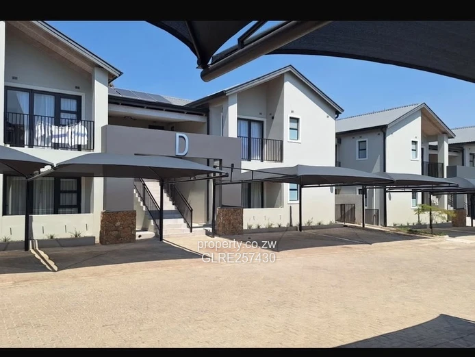 Modern 4-Bed Home to Rent in Greendale — Borehole & Parking