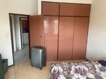 3 Bedroom Flat & Apartment
