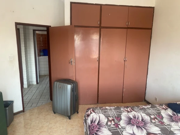 3 Bedroom Flat & Apartment