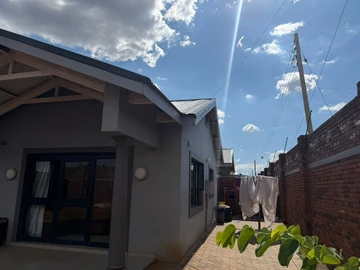 2 Bedroom Garden Flat