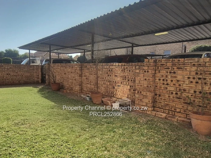 2 Bedroom Apartment For Sale in Honeypark, Johannesburg, South Africa