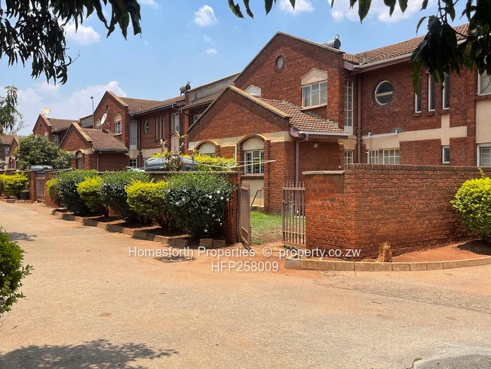 3-Bedroom Duplex Flat For Rent – Old Marlborough