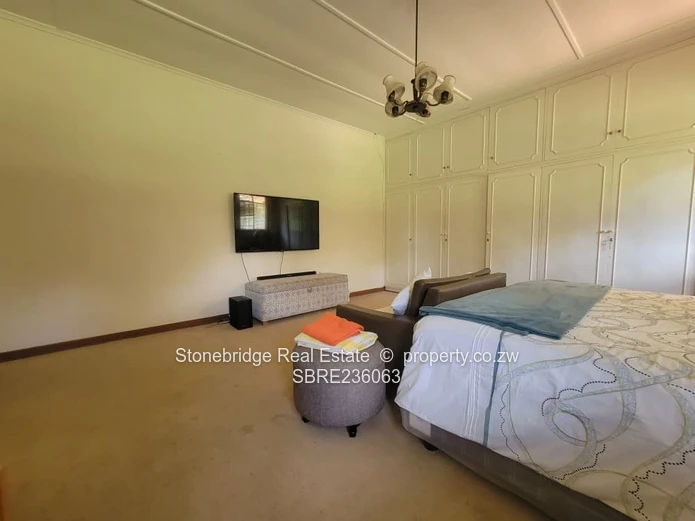 Gorgeous 5 Bedroomed Suburbs home for sale