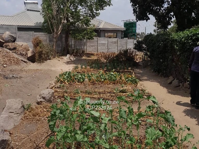 300m²   Stand in Mabvuku for sale with Council cession 