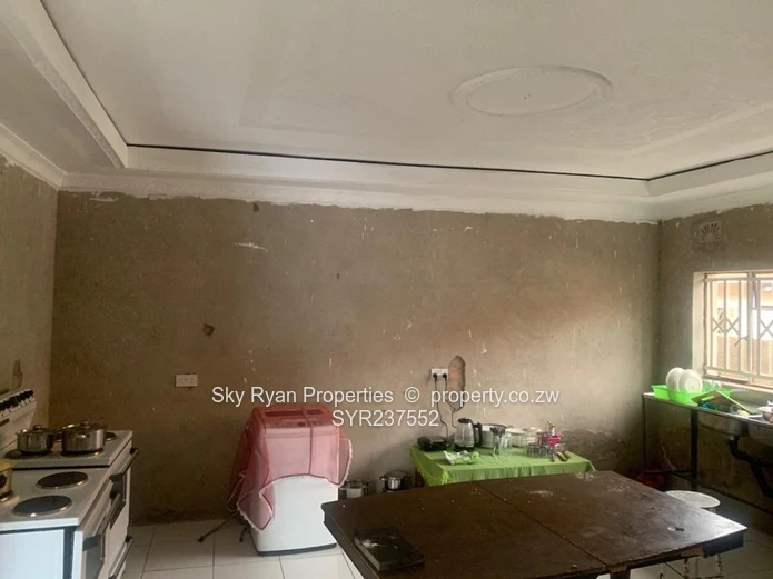 Chitungwiza Unit J House For Sale 