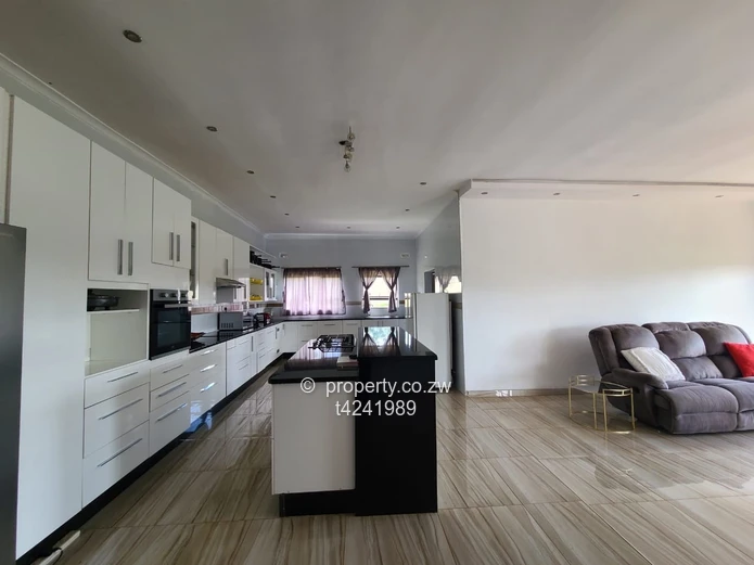 Borrowdale Pomona 7 beds fully furnished house to rent.