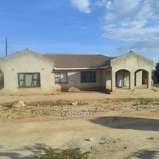 Damofalls park Ruwa house  for sale (Sole Mandate)