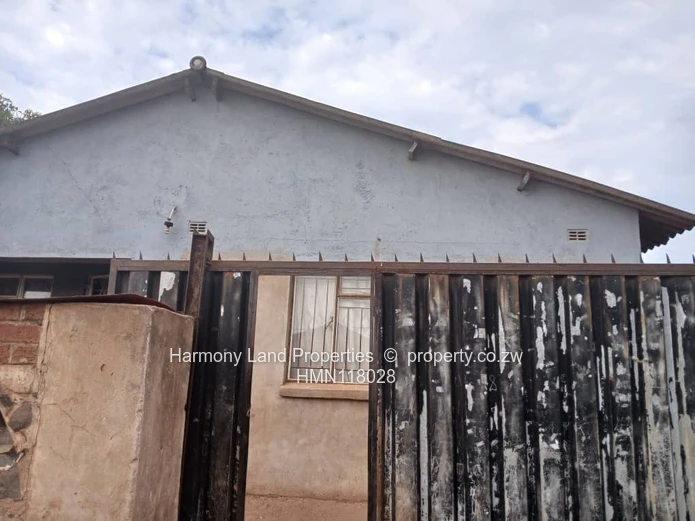 Kuwadzana Phase 3 - House For Sale