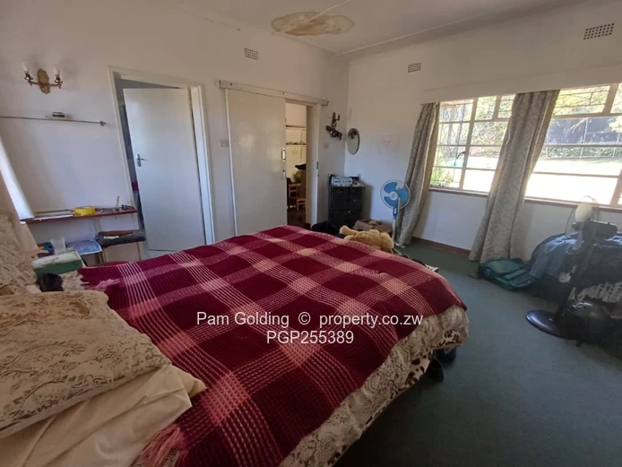 3-Bedroom Home with Cottage & Staff Quarters in Tiger's Kloof