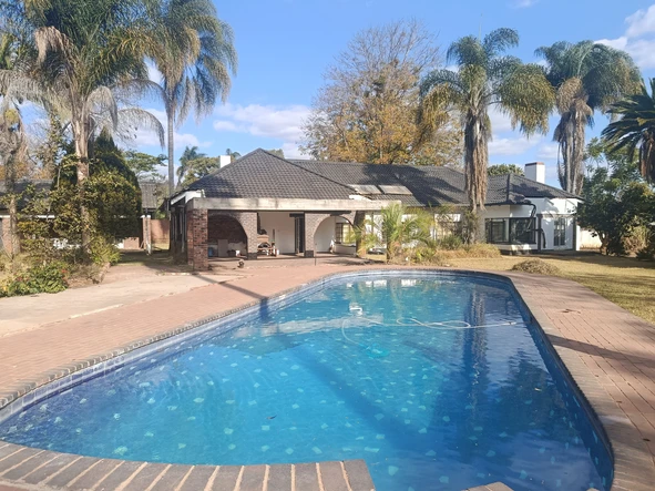 5 Bedroom House