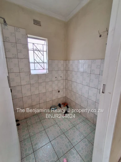 Budiriro 4 – Neat Home for Sale