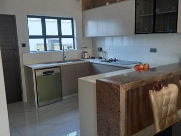 3 Bedroom Garden Flat